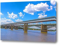    Коммунальный и метро мосты в городе Новосибирске, через реку Обь